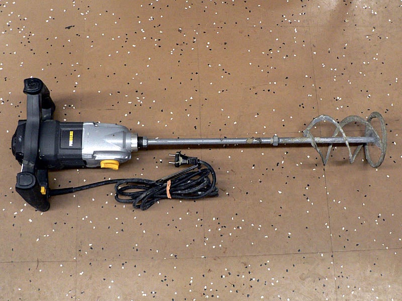 K&Auml;YTETTY ProBuilder 1200W sekoituskone + vispil&auml;
